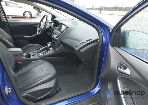 2014 Ford Focus Titanium из США, поврежденный, VIN 1FADP3N23EL139365